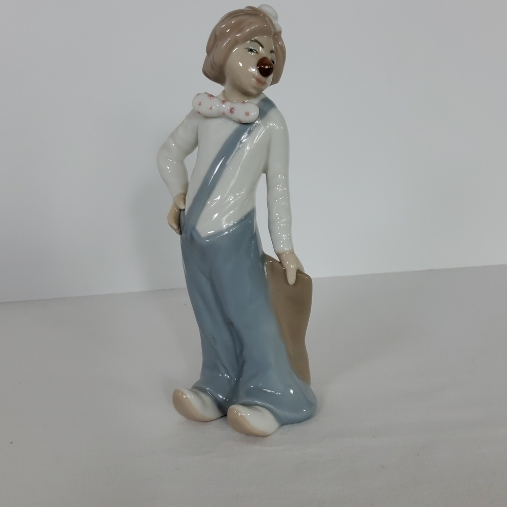 Glazed Porcelain Casades Spain Clown